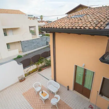 Acireale Appartement *